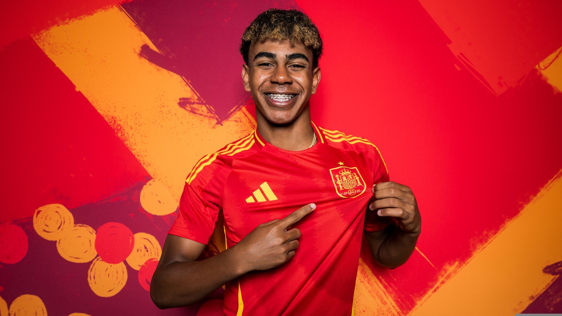 Gerard Piqué's Positive Prediction for Rising Star Lamine Yamal | beIN ...