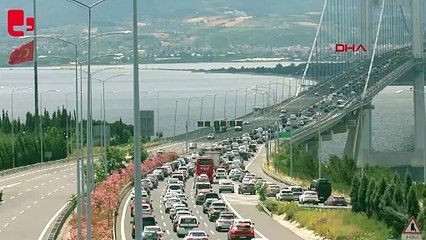Osmangazi Köprüsü'nde bayram trafiği yoğunluğu
