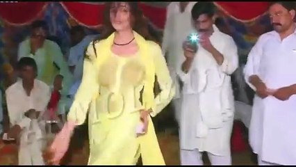 Chanda Piyari 2021 Mujra & Punjabi Dance 🎶