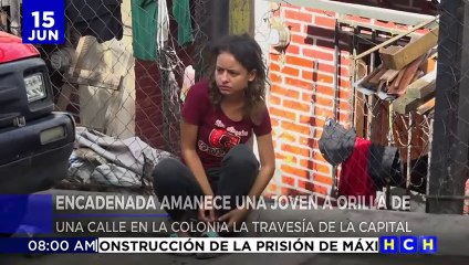 Encadenada, amanece joven con problemas mentales en calle de colonia Travesía