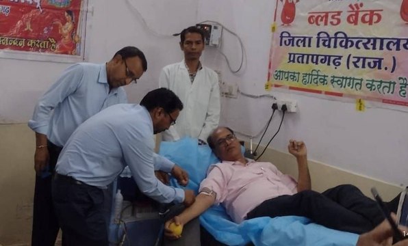 रक्तदान शिविर में 40 यूनिट रक्त का संग्रहण