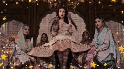 Heeramandi S1E1: Must-See Scenes Featuring Manisha Koirala & More 🎬