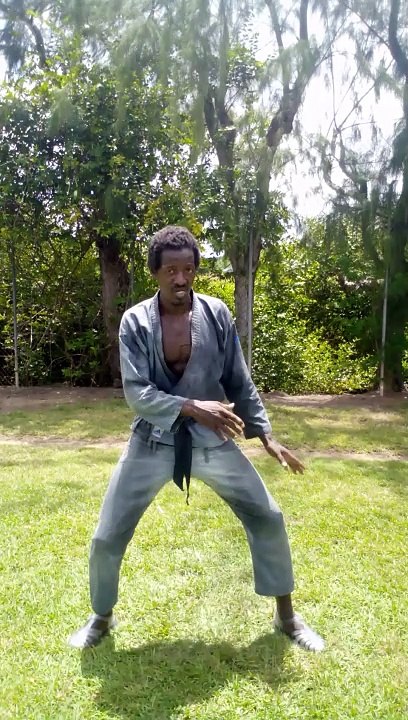 L école militaire de d himmoris la défense 972 Martinique prod