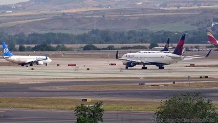 ⏱ Madrid-Barajas Airport Timelapse ⏱ (2023-04-29)