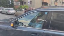 Ilaria Salis, il momento dell'arrivo a casa - Video