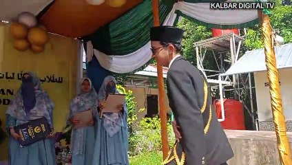 Mewujudkan Generasi Qur'an: 16 Santri Pondok Tahfiz Quran Khadijah Sukses Menghafal Al-Qur'an 30 Juz