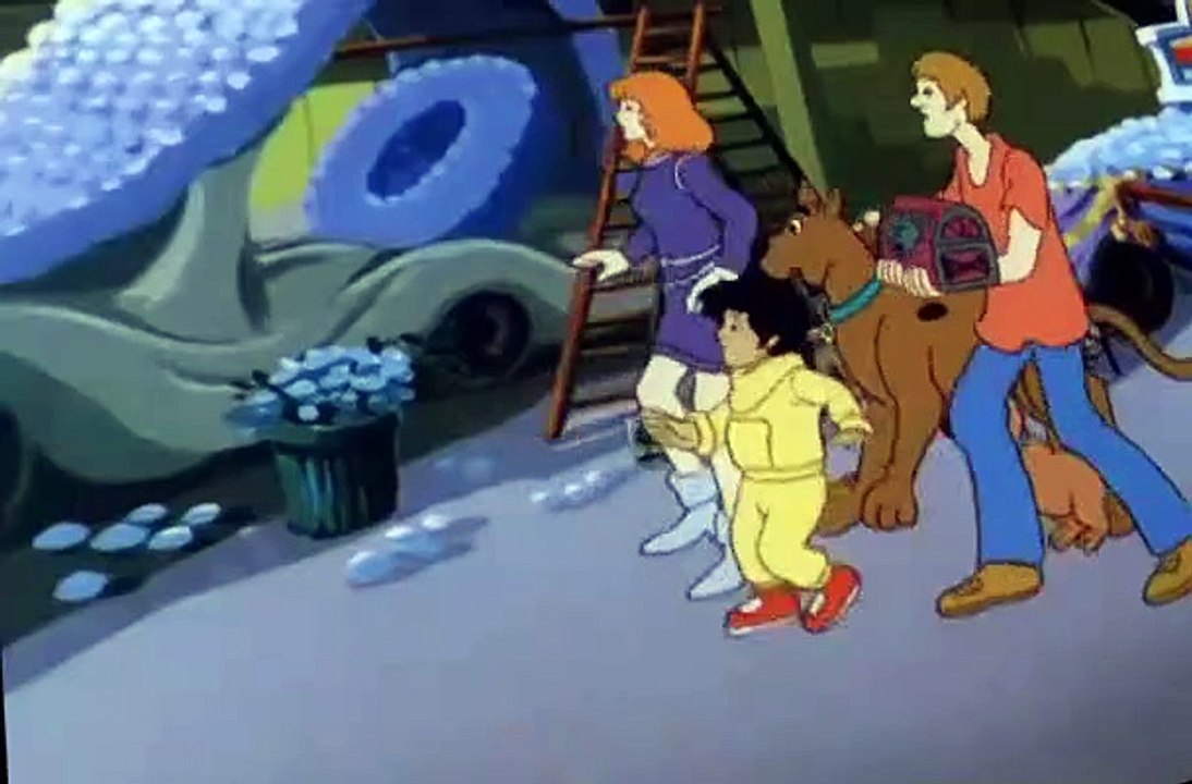 The 13 Ghosts of Scooby-Doo The 13 Ghosts of Scooby-Doo E011 – Coast-to-Ghost