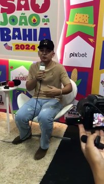 Arraiá Bnews: João gomes celebra a paternidade e revela segredo para matar a saudade do filho