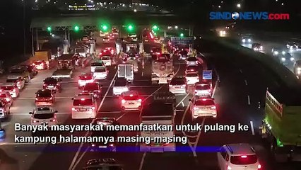 Libur Iduladha, Antrean Kendaraan di Gerbang Tol Cileunyi Capai 3 Kilometer