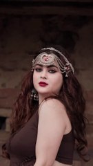 Cute girl || Guli mata by Shreya Ghoshal.