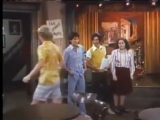 Joanie Loves Chachi Best Foot Forward