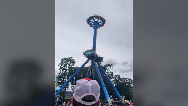 États-Unis : 28 personnes coincées 30 minutes la tête à l’envers dans un manège