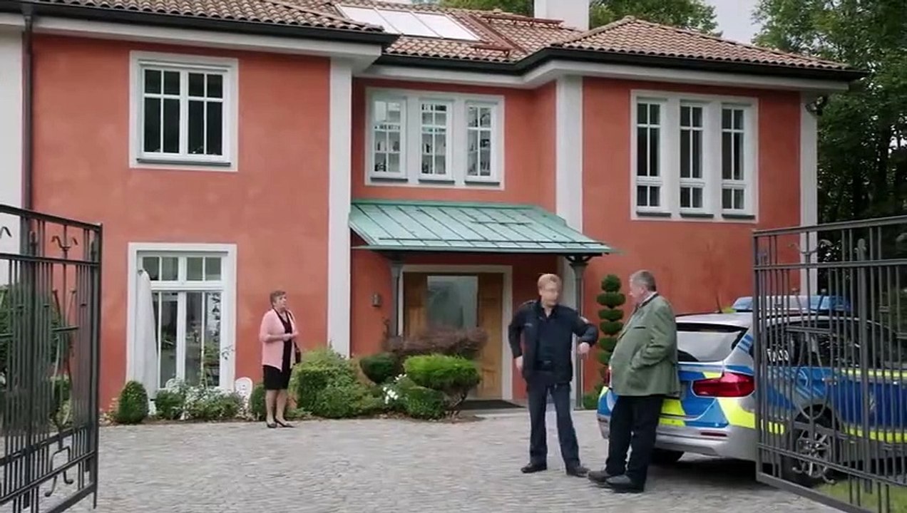 Die Rosenheim-Cops Staffel 18 Folge 3 (407) Die Verschwörung der Frauen