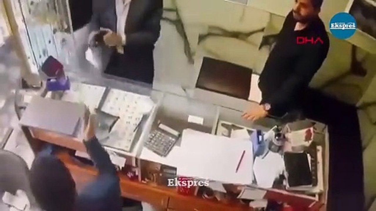 Viranşehir Kuyumcular Çarşısı’ndaki saldırı kamerada