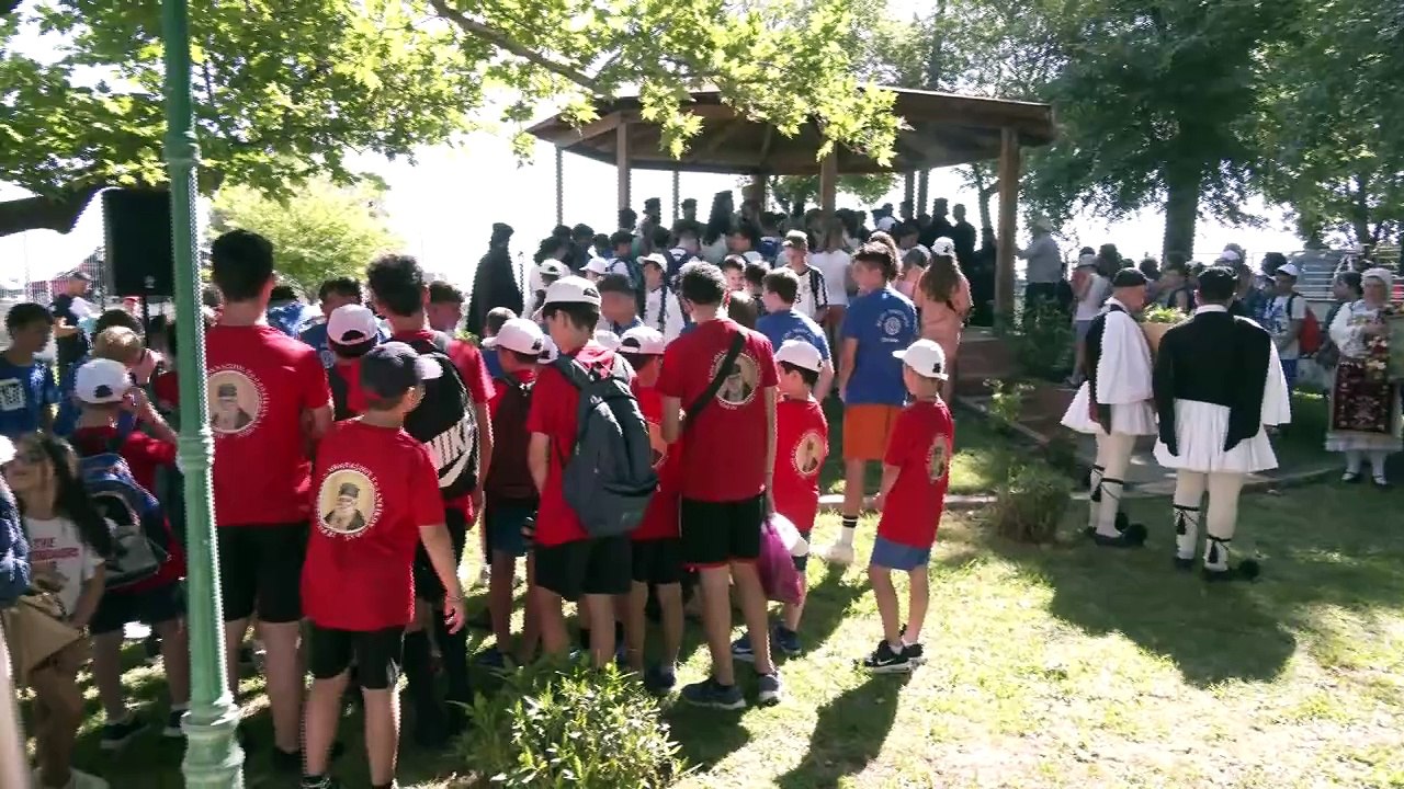 Εκατοντάδες παιδιά από την Ελλάδα και τον  κόσμ...