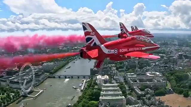 Red Arrows’ pilot’s view of RAF flypast at Trooping the Colour
