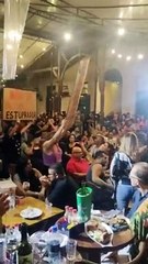 Mercado Público tem protesto contra criminalização do aborto em caso de estupro