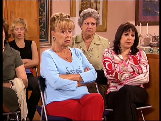 Aqui no hay quien viva 2x8 Erase un piso en venta