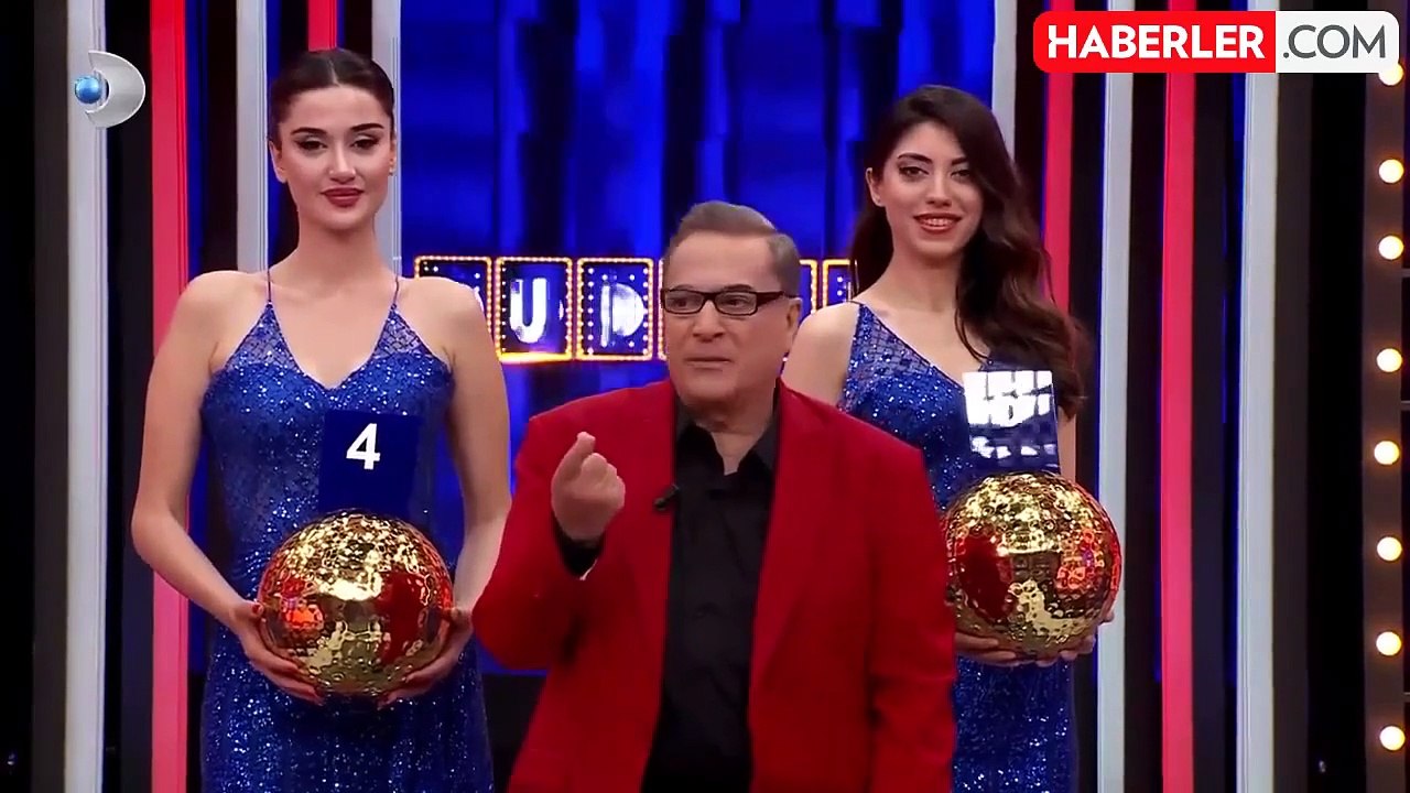 Mehmet Ali Erbil, yeni yarışmasında Vatan Şaşmaz'ı anarken duygusal anlar yaşadı