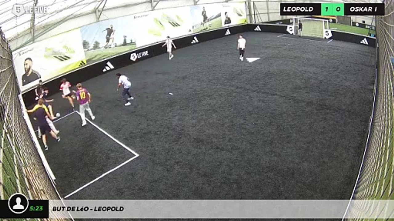 But de Léo - leopold