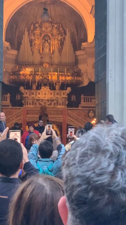 San Vincenzo Ferreri “‘O Munacone”Compatrono di Napoli e Patrono del Quartiere Sanità. Prima e Seconda uscita benedicente del Simulacro sul Sagrato della Basilica.