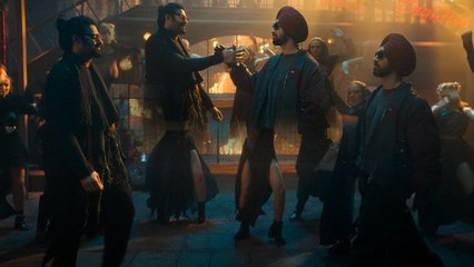 Bhairava Anthem ప్రపంచాన్ని ఊపేస్తోంది Prabhas Diljit New Song Review | Oneindia Telugu