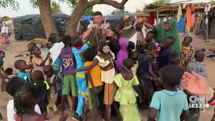 CNN TÜRK ekibi Burkina Faso’daki mülteci kampında