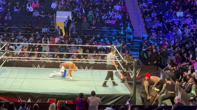 Cody Rhodes vs Solo Sikoa Full Match - WWE Live 2023