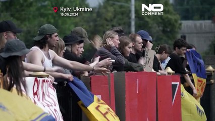 لدعم أوكرانيا وإعادة ذويهم.. عائلات الأسرى تتظاهر في كييف