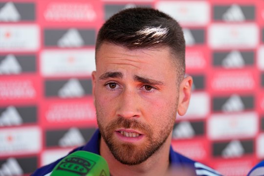 Unai Simón prefiere no hablar de política después de que Mbappé pidiera el voto contra la ultraderecha