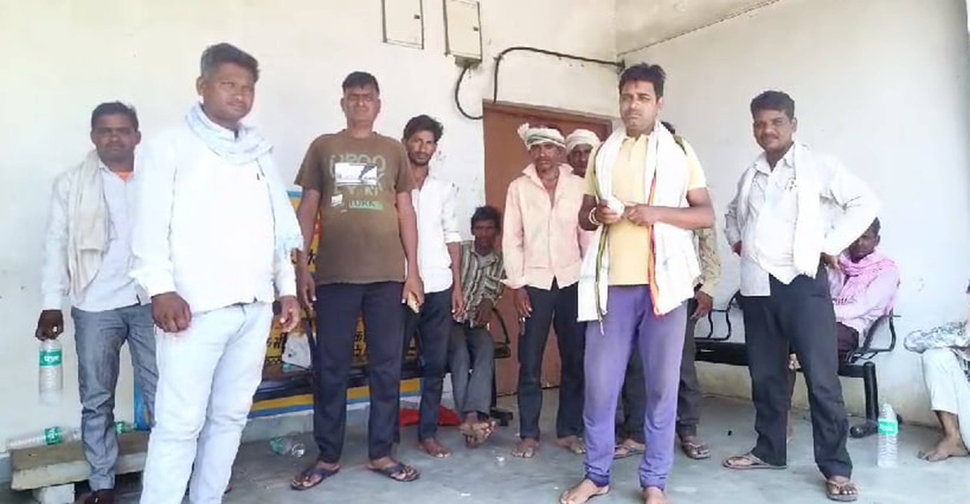 पैदल जा रहे मजदूर को जीप ने लिया चपेट में, चिकि...