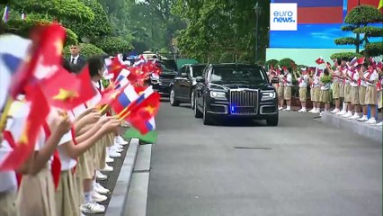 Putin trata de contrarrestar su aislamiento internacional reforzando lazos con Vietnam