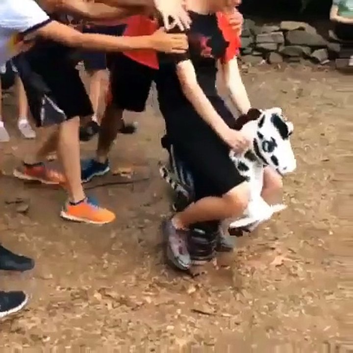 Cause what’re friends for!   Follow for more #foryou #follow