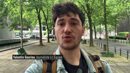 Video herunterladen: Que pensent les supporters du télescopage entre foot et politique ? - Foot - Bleus