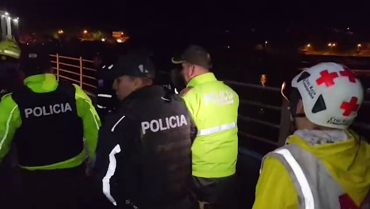 DELIZAMIENTO ECUADOR  (1)