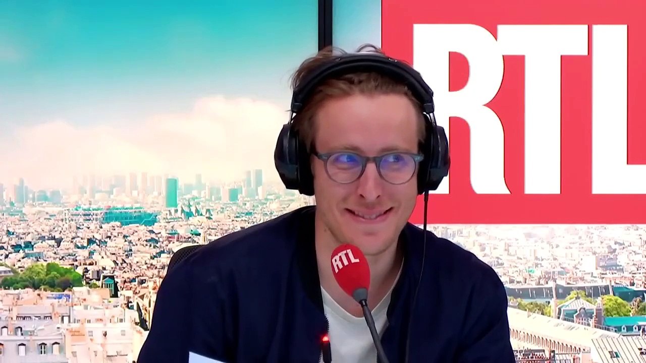 Chronique d'Alex Vizorek sur RTL dans laquelle il propose à Julien Sellier de prendre sa place l'an prochain à la tête de "RTL Bonsoir !"