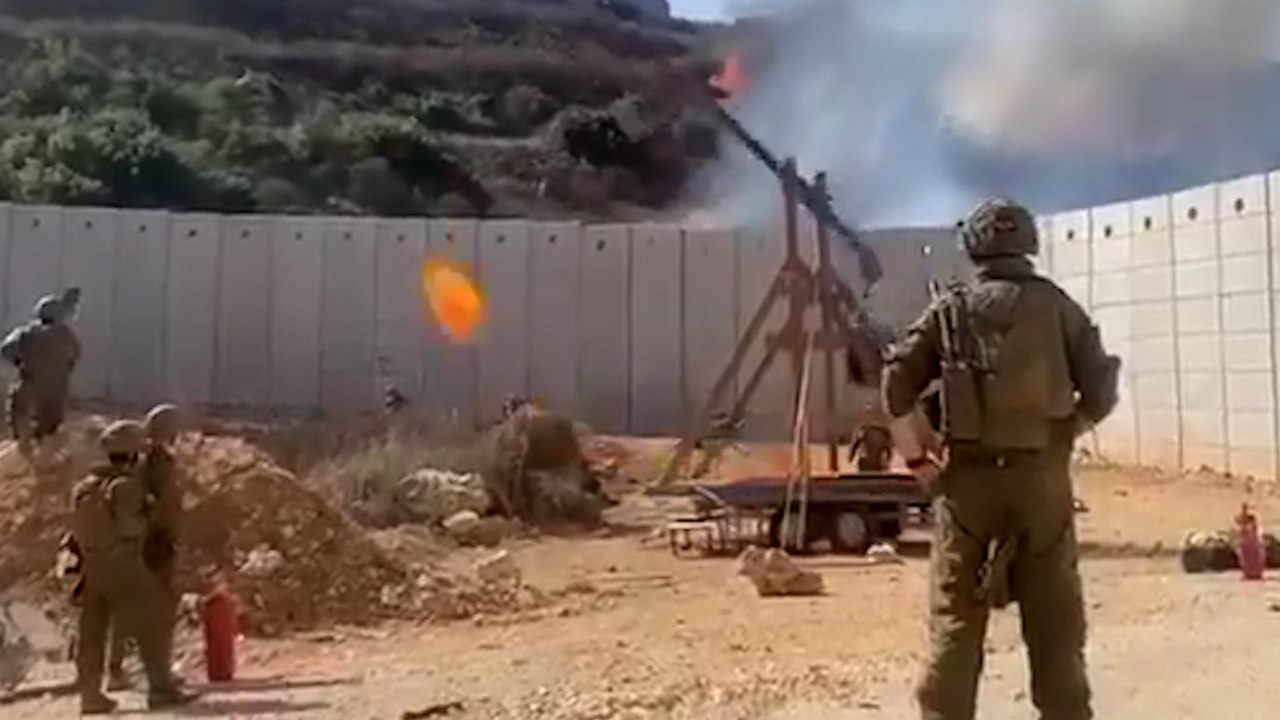 Tsahal utilise une catapulte du Moyen-Âge pour lancer des boules de feu vers le Liban