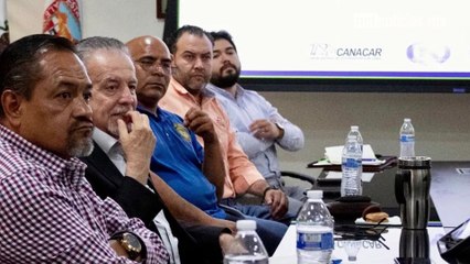 Analizan impacto de revisiones exhaustivas en cruces comerciales en Texas