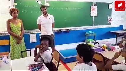 Passage de la flamme olympique au groupe scolaire St Joseph de Cluny