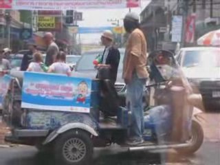 Songkran 2008 - Water War in Chiang Mai