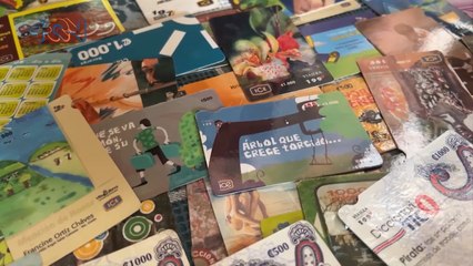 mqn-Una curiosa colección de tarjetas telefónicas le permite hacer un viaje al pasado-170624