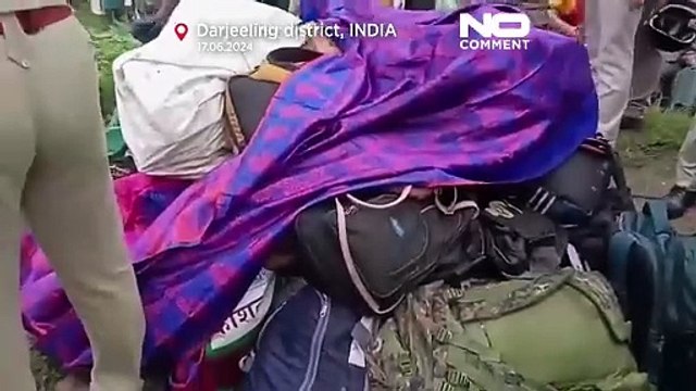 برخورد مرگبار دو قطار در هند ده‌ها کشته و مجروج برجای گذاشت