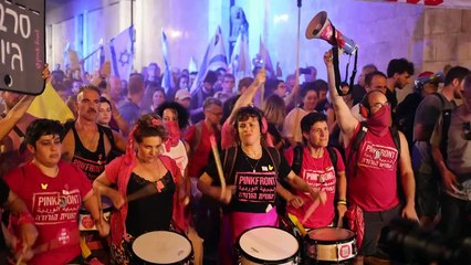 Tausende Menschen demonstrieren in Jerusalem gegen Regierungschef Netanjahu