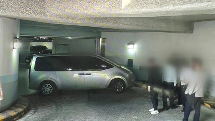 화난다는 이유로 40분간 지하 주차장 입구 막아 / YTN