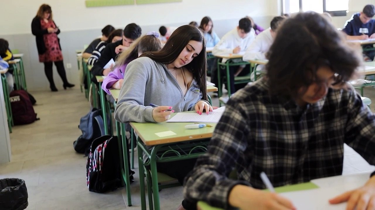 Los alumnos españoles aprueban por la mínima Pensamiento Creativo, según el nuevo informe PISA
