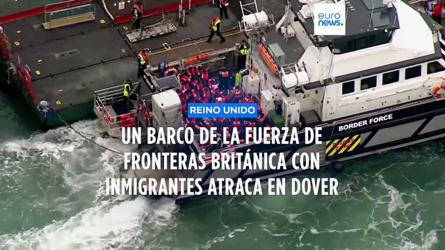 Los guardacostas británicos rescatan a decenas de migrantes en el canal de La Mancha