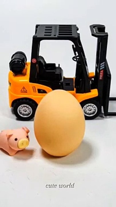 1,2,3,aaj mujy ye anda turna hai,I have to break this egg #shorts
