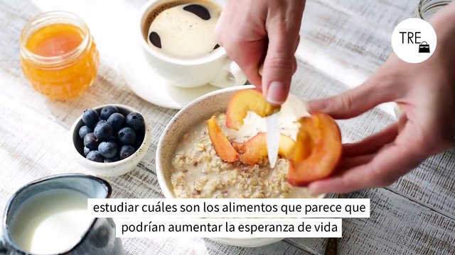 Los alimentos que este experto en longevidad de Harvard quiere que elimines de tu desayuno para vivir más