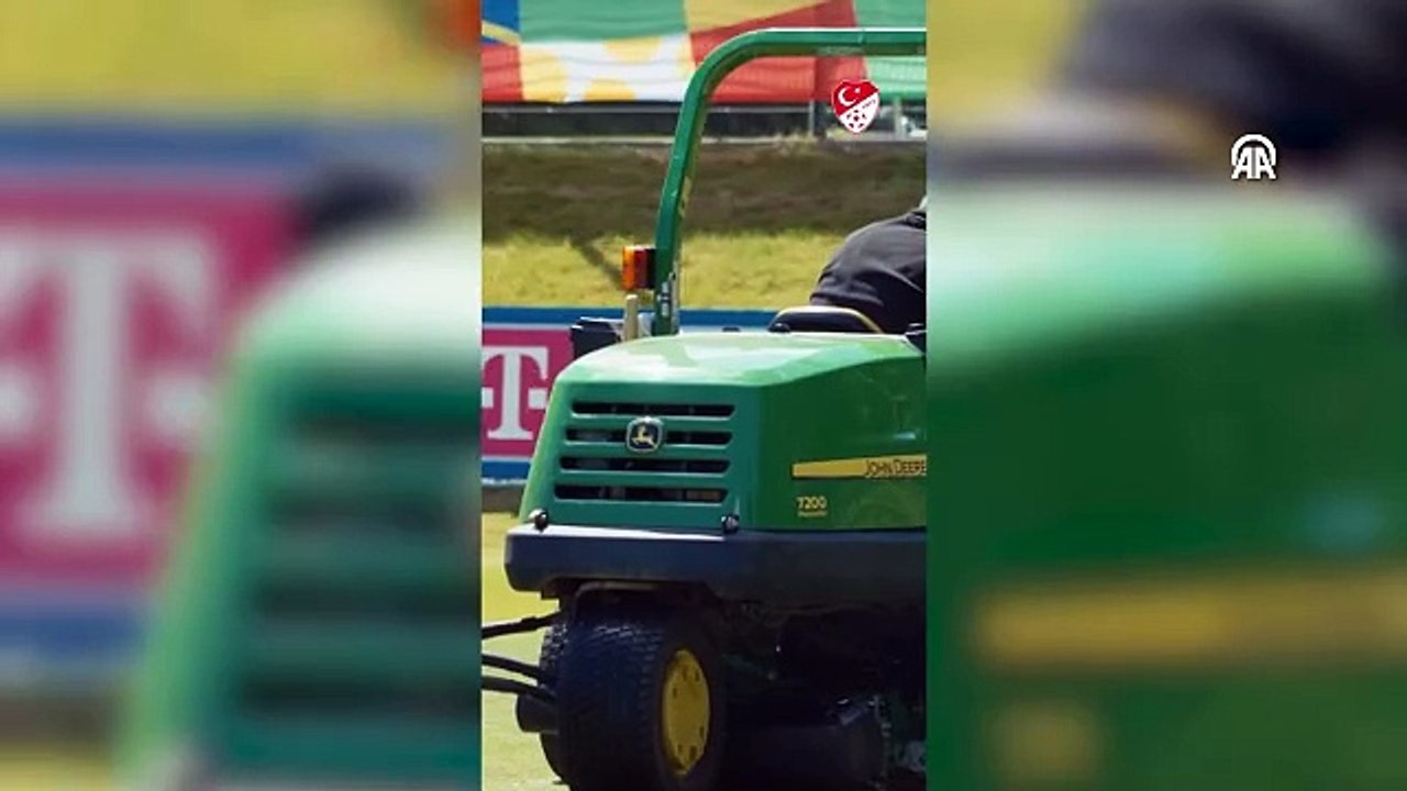 TFF'den Montella'ya doğum günü kutlaması