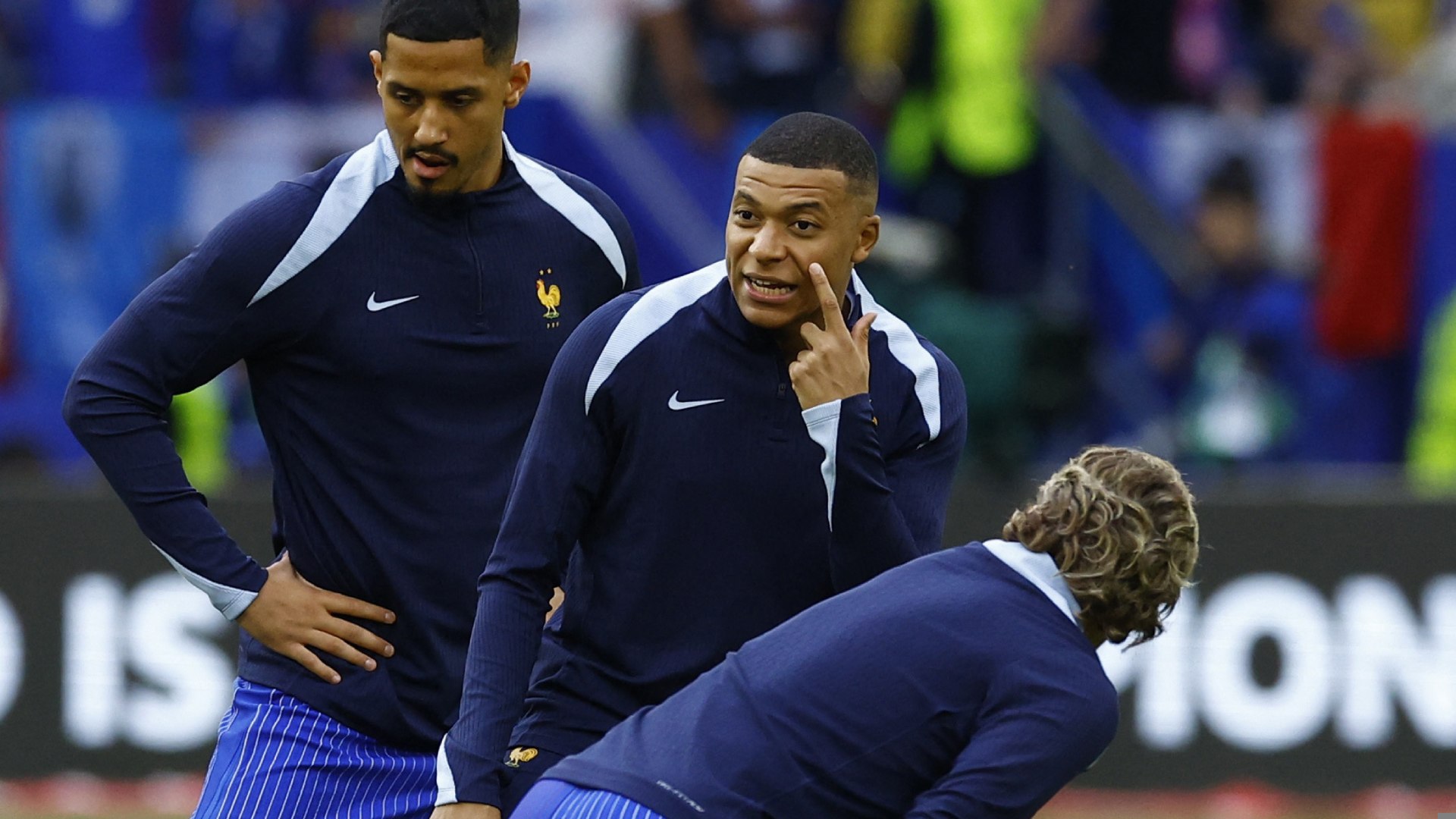 Revealed: Mbappé's Motivational Speech for His Teammates | beIN SPORTS